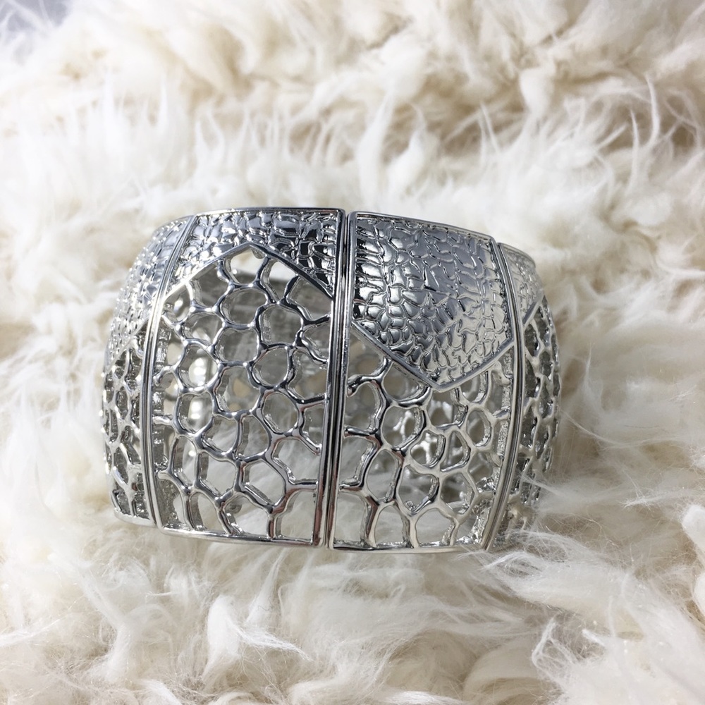Honey Comb Wide Stretch‎ Bracelet Silver Tone